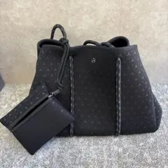 【新品未使用】メルセデスベンツ トートバッグ ポーチ付き