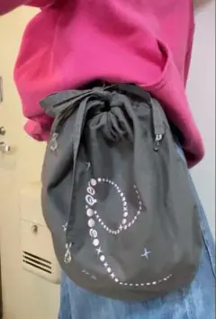 STRONGTHE POUCH