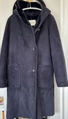 ロペ　フード付きムートンコート