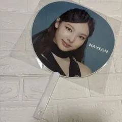 TWICE ナヨン うちわ 2019年ワールドツアー - メルカリ