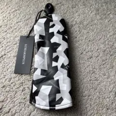 ★新品タグ付き　ＦＷカバー　迷彩柄 LUXE AKM PLUS