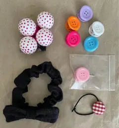 ヘアクセサリー 髪留め 髪飾り まとめ 4種類のサムネイル