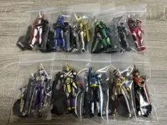 【現状品】装動　仮面ライダーセイバー11体セット