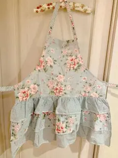 LAURA ASHLEY 花柄エプロン 水色 フリル付きのサムネイル