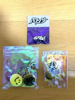 レア　balansa ✖️ esqwe ピンバッジ　と缶バッジ、ステッカーセット