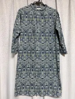 Parkes リバティ長袖 ひざ丈ワンピース