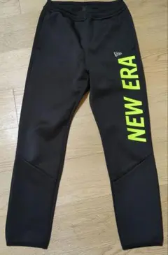 NEW ERA ブラックパンツ