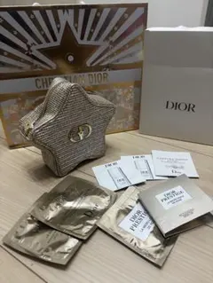 Dior クリスマスコフレ星型ポーチ2025 数量限定商品