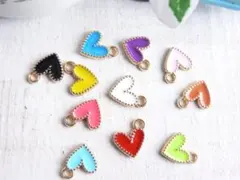 【即購入OK】11個　( #4910 )　各色1個 小　ハート　チャーム