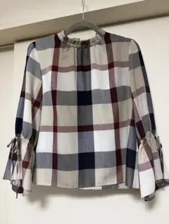 Burberry 長袖 シアーブラウス ペプラム グレー チェック - メルカリ