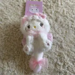 キティーちゃんのキャラクターぬいぐるみ