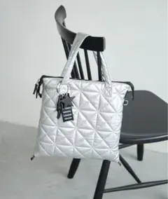 【新品未使用】BAYFLOW チャーム付き3WAYキルトトート/ショルダーバッグ