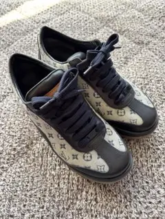 Item thumbnail for item 4230e501-53cd-46f3-aed1-3a4bc390d83f