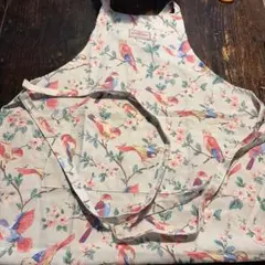 Cath Kidston キャスキットソン　エプロン 鳥と花柄のサムネイル