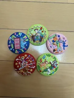 ディズニー　刺繍缶バッジ2