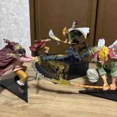 ワンピース フィギュア ゴール・D・ロジャー 白ひげ 2体セットのサムネイル
