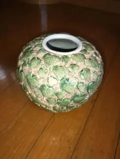 花瓶 高麗青磁 海泉作 網目 雲鶴象嵌 - メルカリ