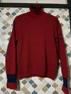ISSEY MIYAKE タートルネック ニット レッドのサムネイル