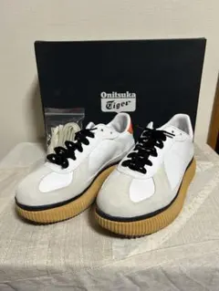 オニヅカタイガー　スニーカー