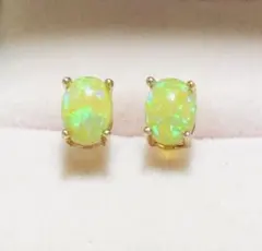 匿名発送　オパールピアス　グリーン　ブルー　オレンジ　新品　送料無料