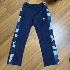 adidas トレフォイル ジャージ パンツ ネイビー カモフラ
