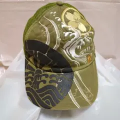 オリーブグリーン 刺繍入りキャップ