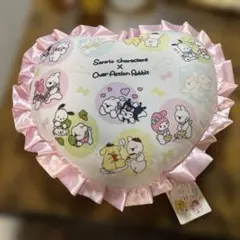 すこぶる動くウサギ ×サンリオ プレミアムハート型クッションのサムネイル