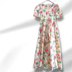 白 花柄 ロングワンピース Vネック パフスリーブ 半袖 タグ無し