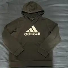 adidas 黒 フード付きパーカー　140cm