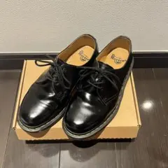 Dr.Marten 3ホール