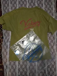 Keboz Tシャツ オリーブ クルーネック