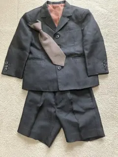 フォーマルスーツ 黒100cm ネクタイ付き