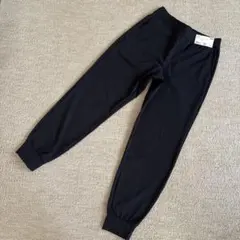 【新品】UNIQLOウルトラストレッチ アクティブジョガーパンツ S 黒