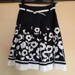 エムズグレイシ　スカート