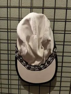 Item thumbnail for item 17430639-bcb8-407e-8939-09ad59ec2cf8