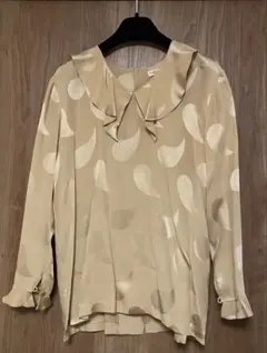 シルク100%ブラウス