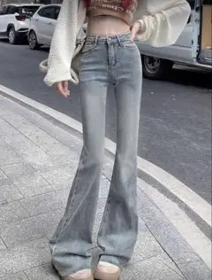 カジュアル ウォッシュド フレアレッグジーンズ ベビーブルー Sサイズ