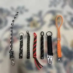 ②パラコード　ハンドメイド　キーホルダー7個セット
