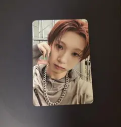 Item thumbnail for item ea2c9b13-3a53-4612-9183-b8cc87c277de