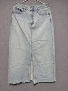 UNIQLOデニムタイトスカート ライトブルー スリット入り