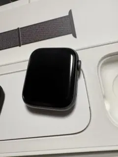 背面割れ】Apple Watch SE 第3世代 40mm GPS - メルカリ