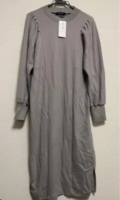 【新品】 UNTITLEDニットワンピース