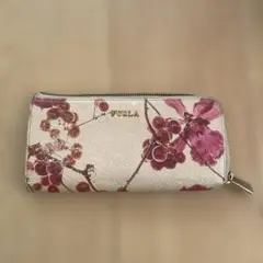 FURLA 花柄 レザー 長財布