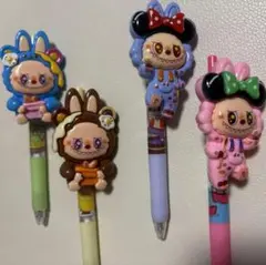 可愛いラブブ付きボールペン4本＋替え芯10本セット