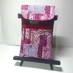 スマホショルダーバッグ☆ スマホポーチ ☆花柄 ☆ワインレッド