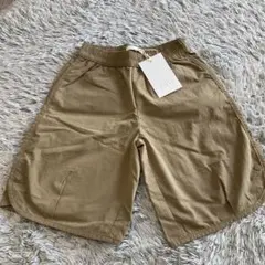 タグ付き未使用　ZARA ハーフパンツ ベージュ スナップボタン付き　116cm