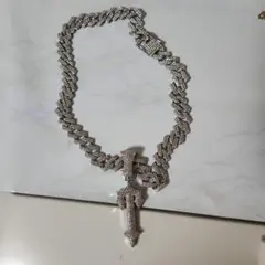 トラップスターネックレス