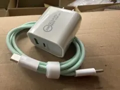20W USB-C充電器 ミントグリーンケーブル