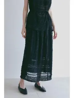 美品　ドゥロワーdrawerフェイクレザーエンブロダイリーフリル スカート 38 極美品 Drawer コットンエンブロダイリーギャザースカート パープル 38