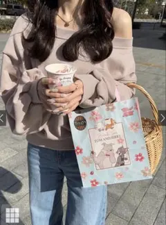 【新品未使用】オフショルダースウェットトップス[pm392] オフベージュ